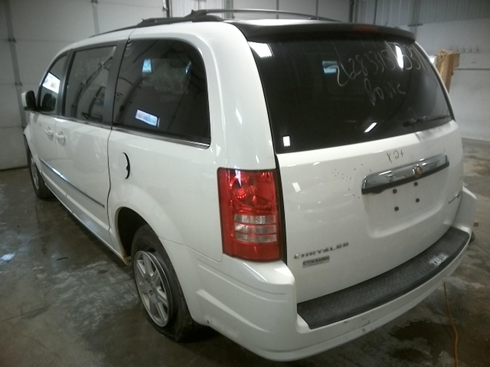 Chrysler Town & Country Spoiler, Rear | Used Auto Parts 2010 Chrysler Town And Country Rear Spoiler